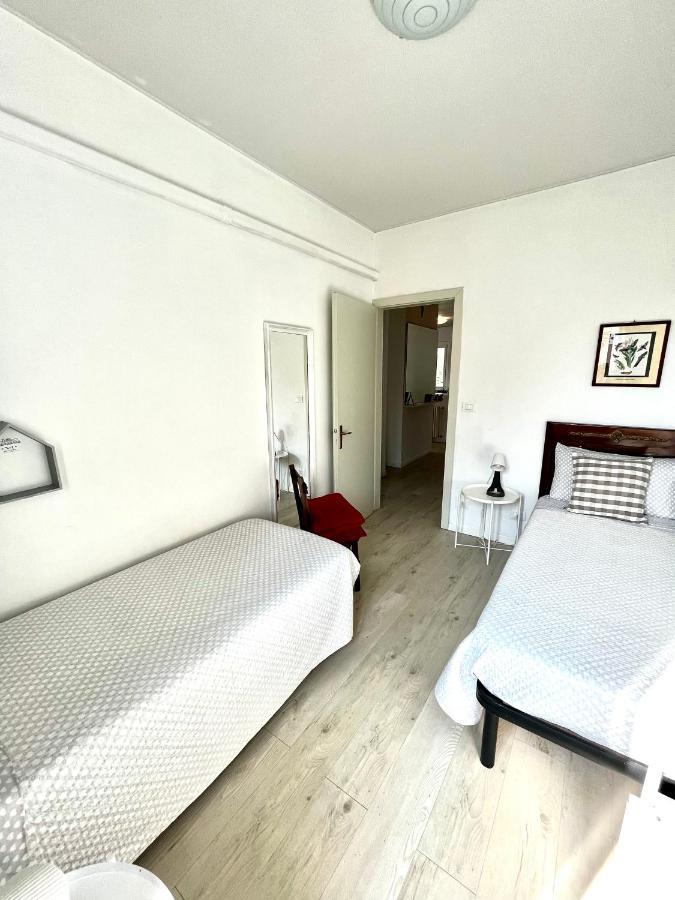 Your Familyapartment In Sirmione Exterior foto