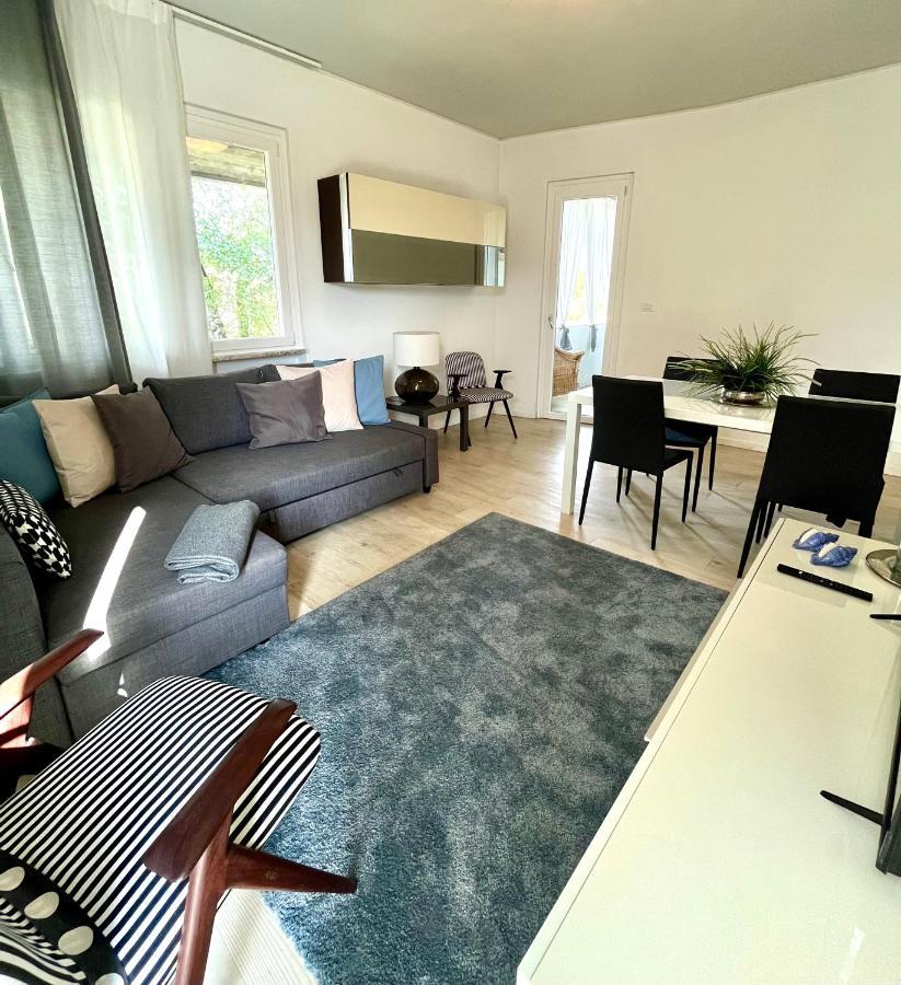 Your Familyapartment In Sirmione Exterior foto