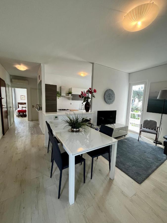 Your Familyapartment In Sirmione Exterior foto
