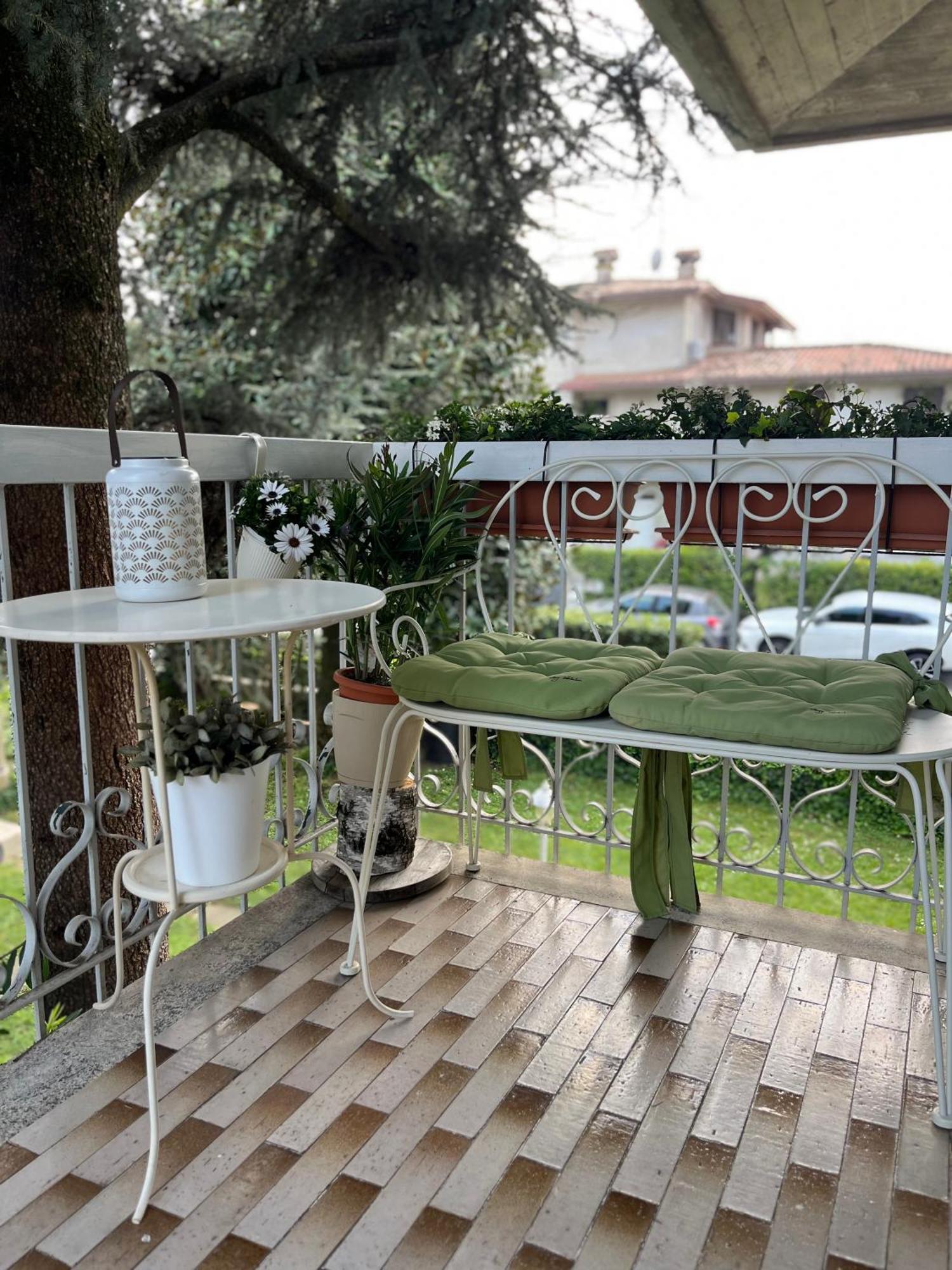 Your Familyapartment In Sirmione Exterior foto